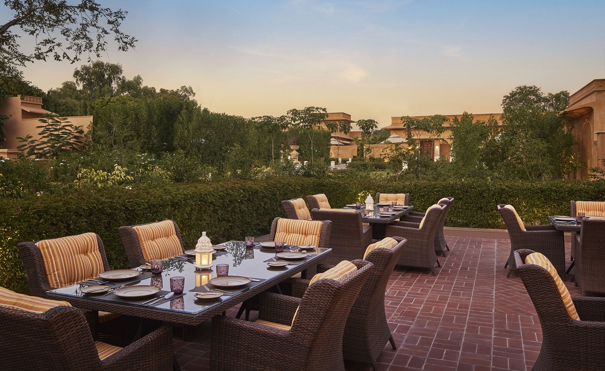 gardens and outdoor dining at The Sawai Man Mahal