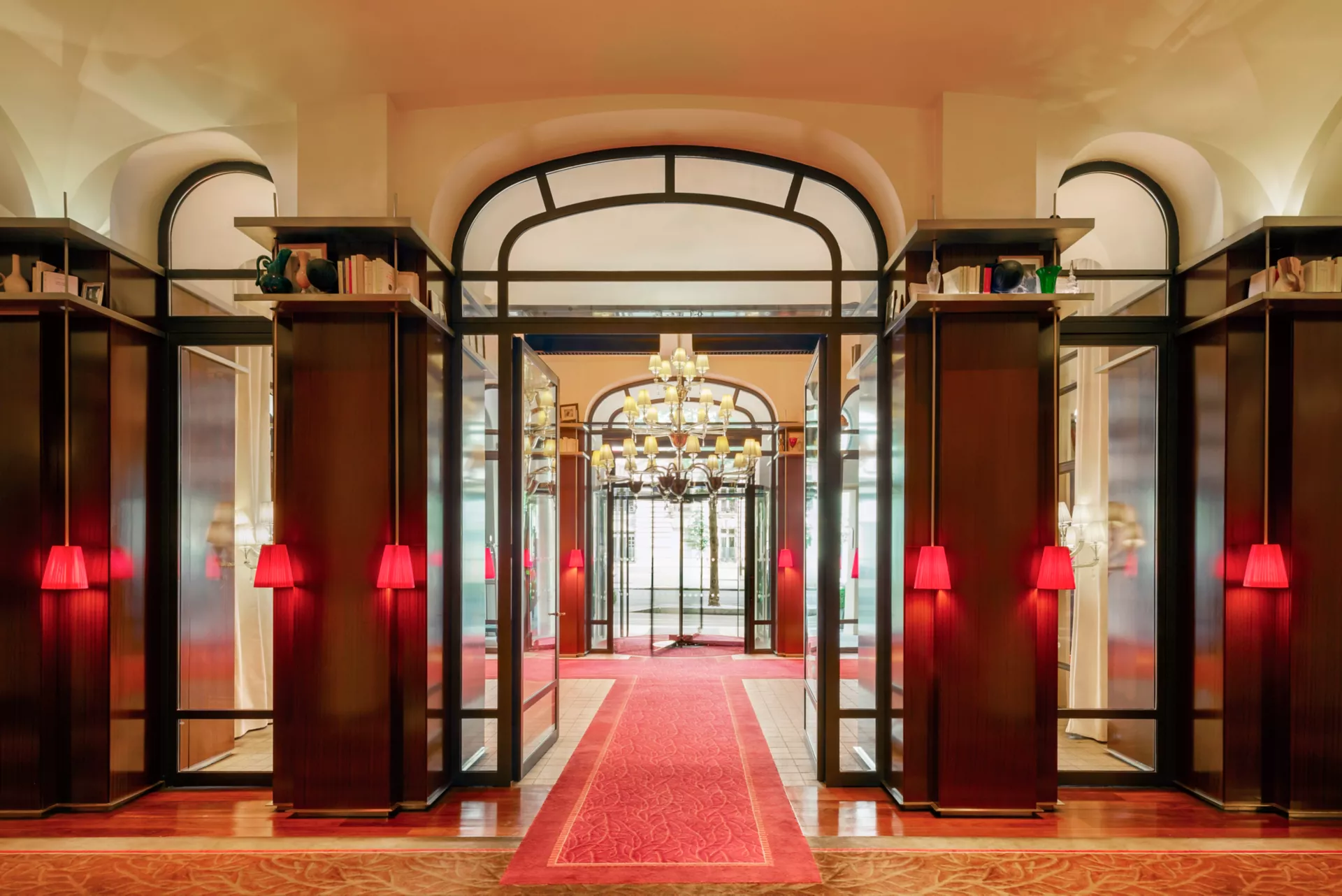 Michelin Key Hotels - Le Royal Monceau