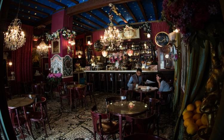 Los mejores lugares para disfrutar de cócteles en València.