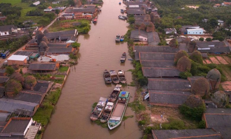 From Viet Nam to Cambodia by River